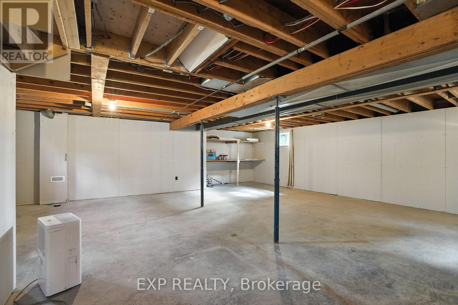 Photo 15 of 1419 Second Street W, Cornwall ON