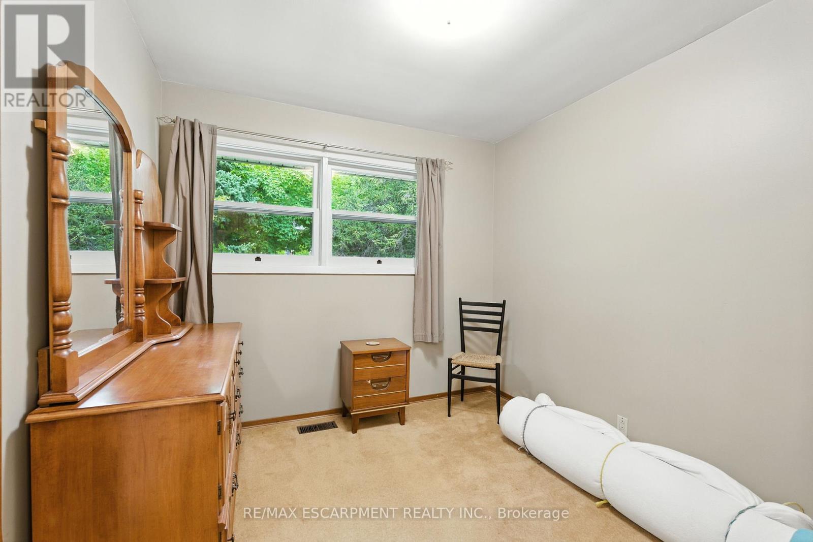 Photo 17 of 279 Main Street N, Guelph Eramosa ON