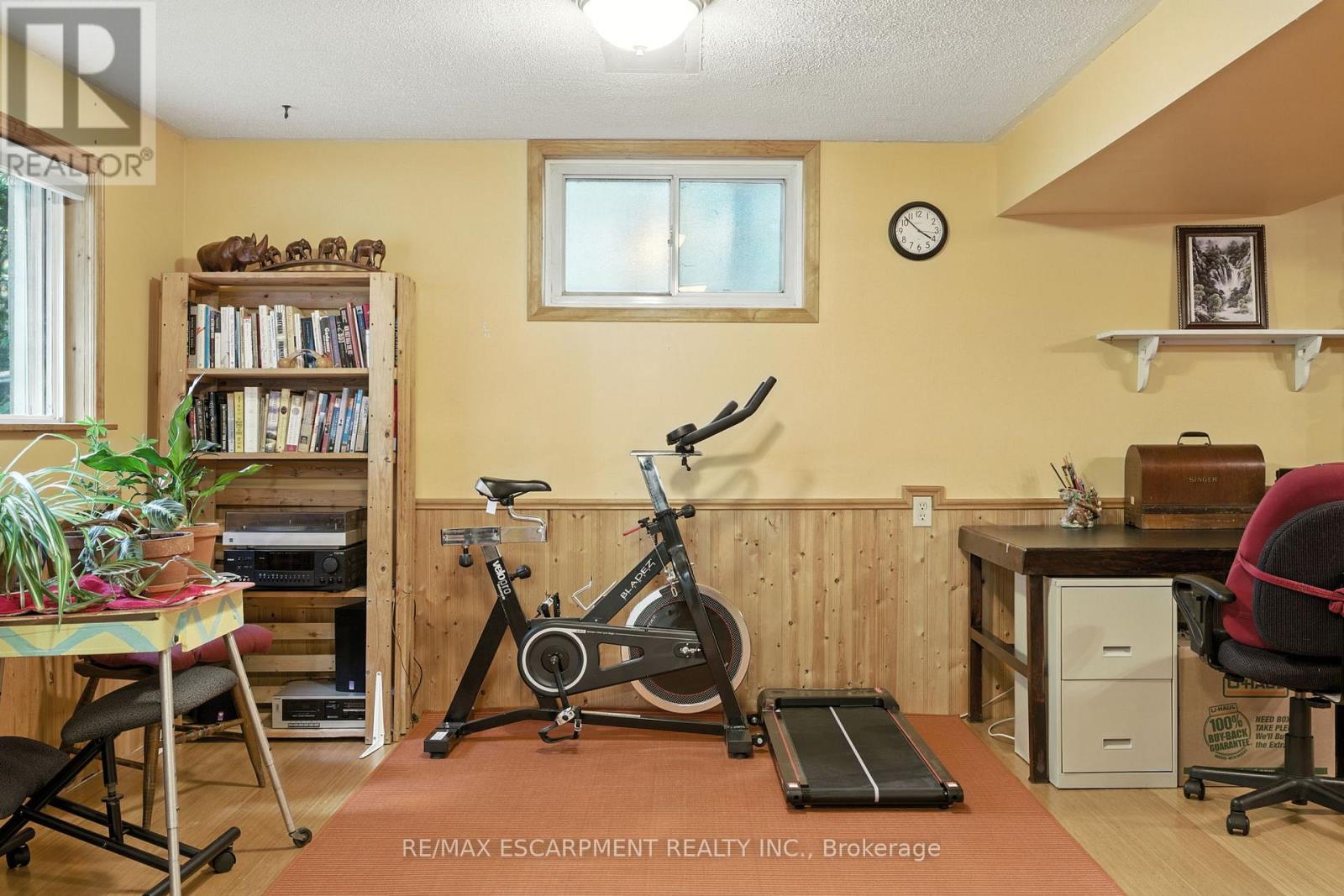 Photo 26 of 279 Main Street N, Guelph Eramosa ON