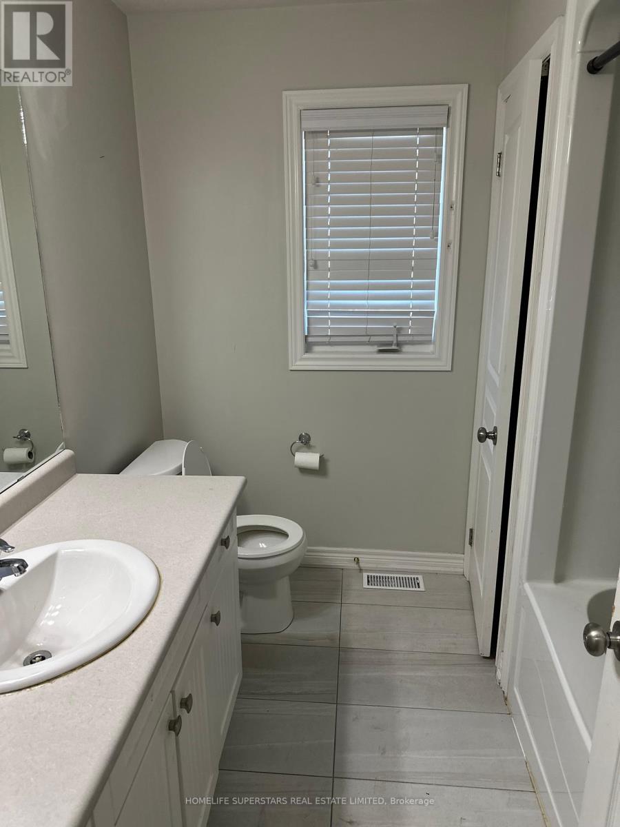 Photo 10 of 51 7768 Ascot Circle, Niagara Falls ON