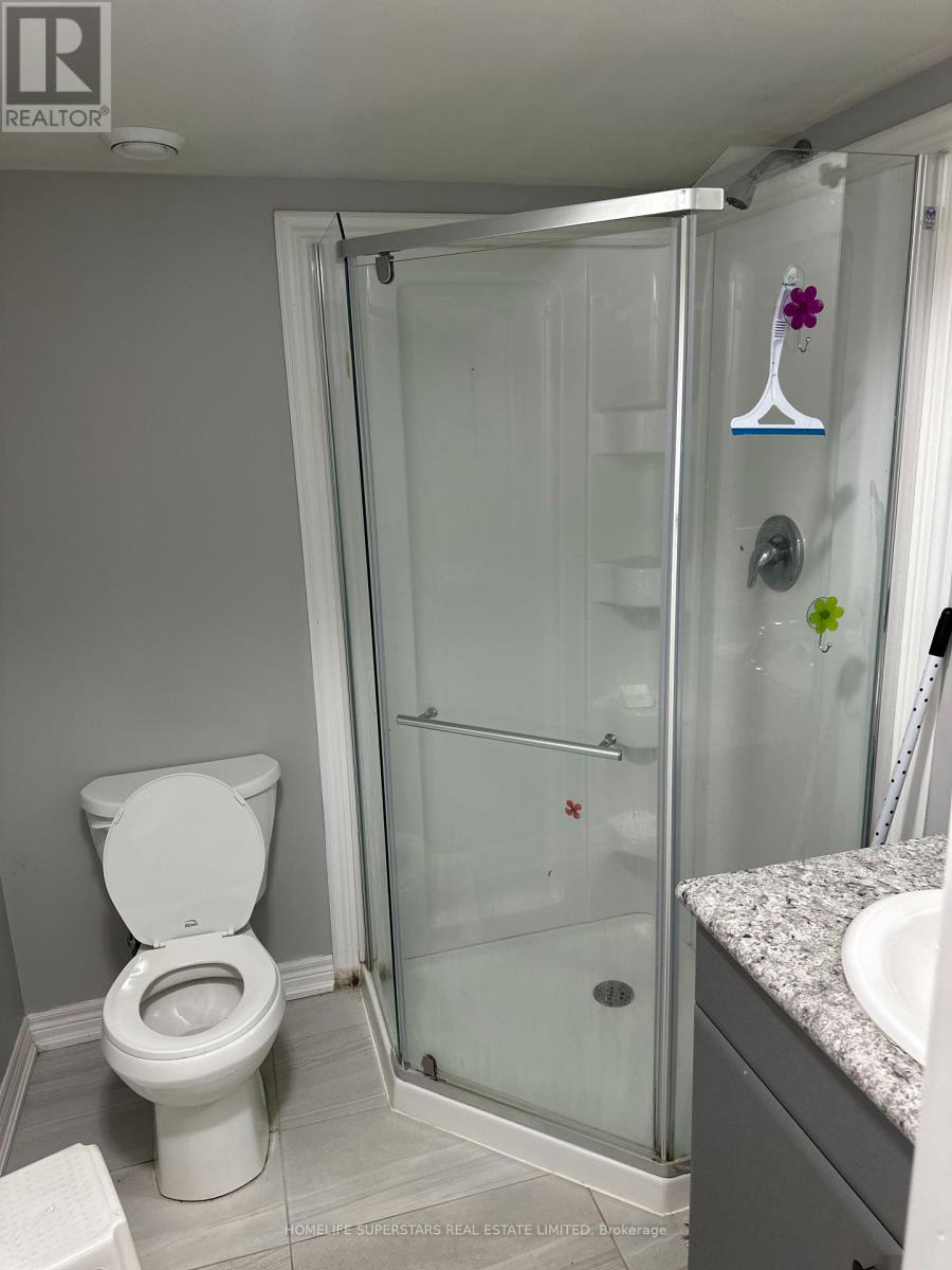 Photo 12 of 51 7768 Ascot Circle, Niagara Falls ON
