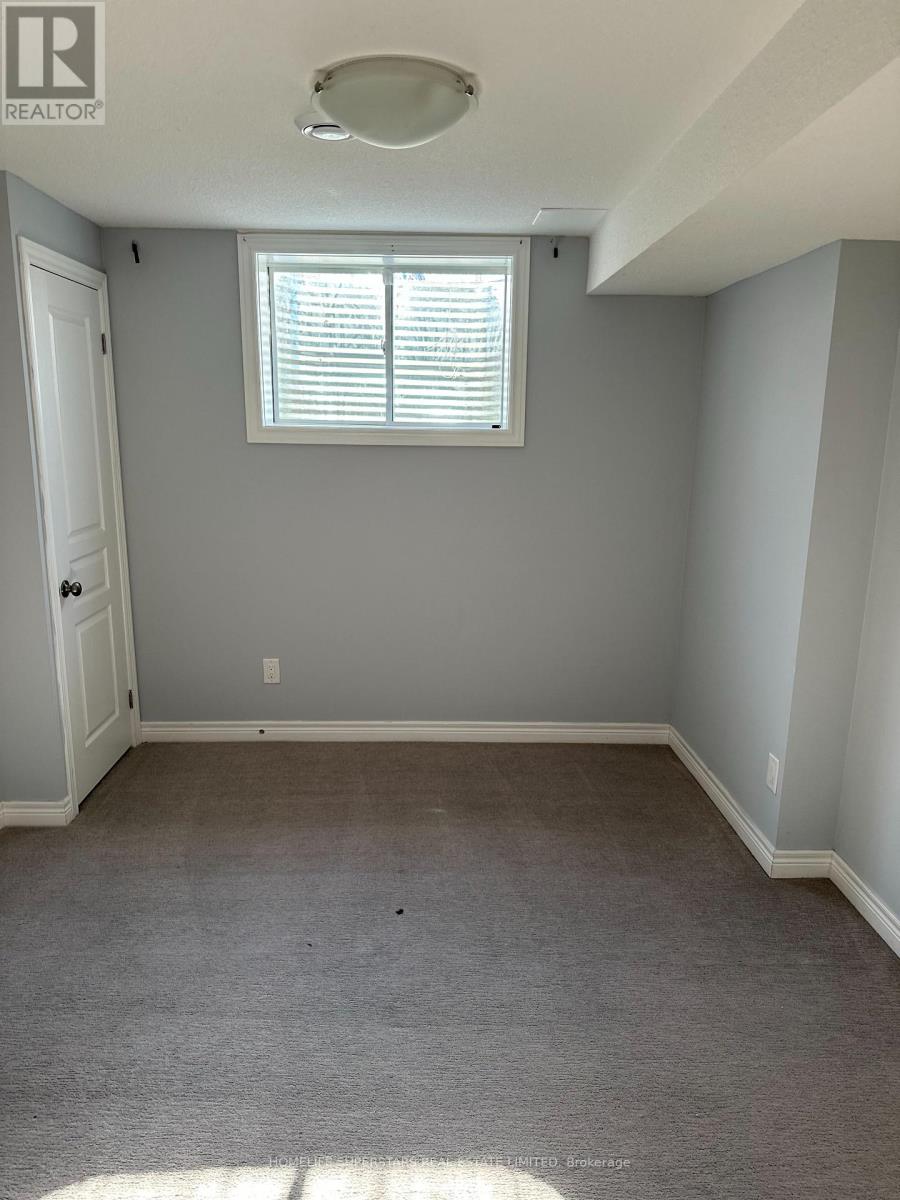 Photo 13 of 51 7768 Ascot Circle, Niagara Falls ON