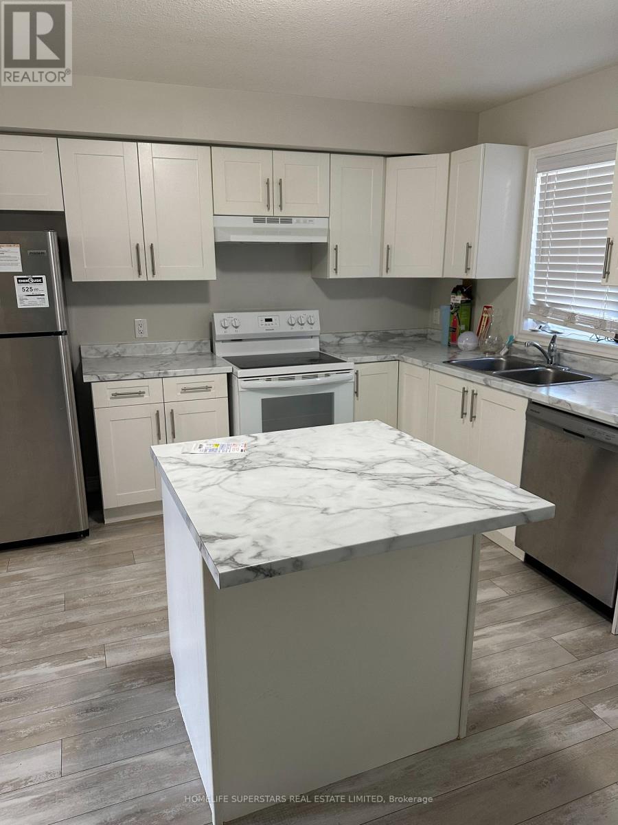 Photo 5 of 51 7768 Ascot Circle, Niagara Falls ON