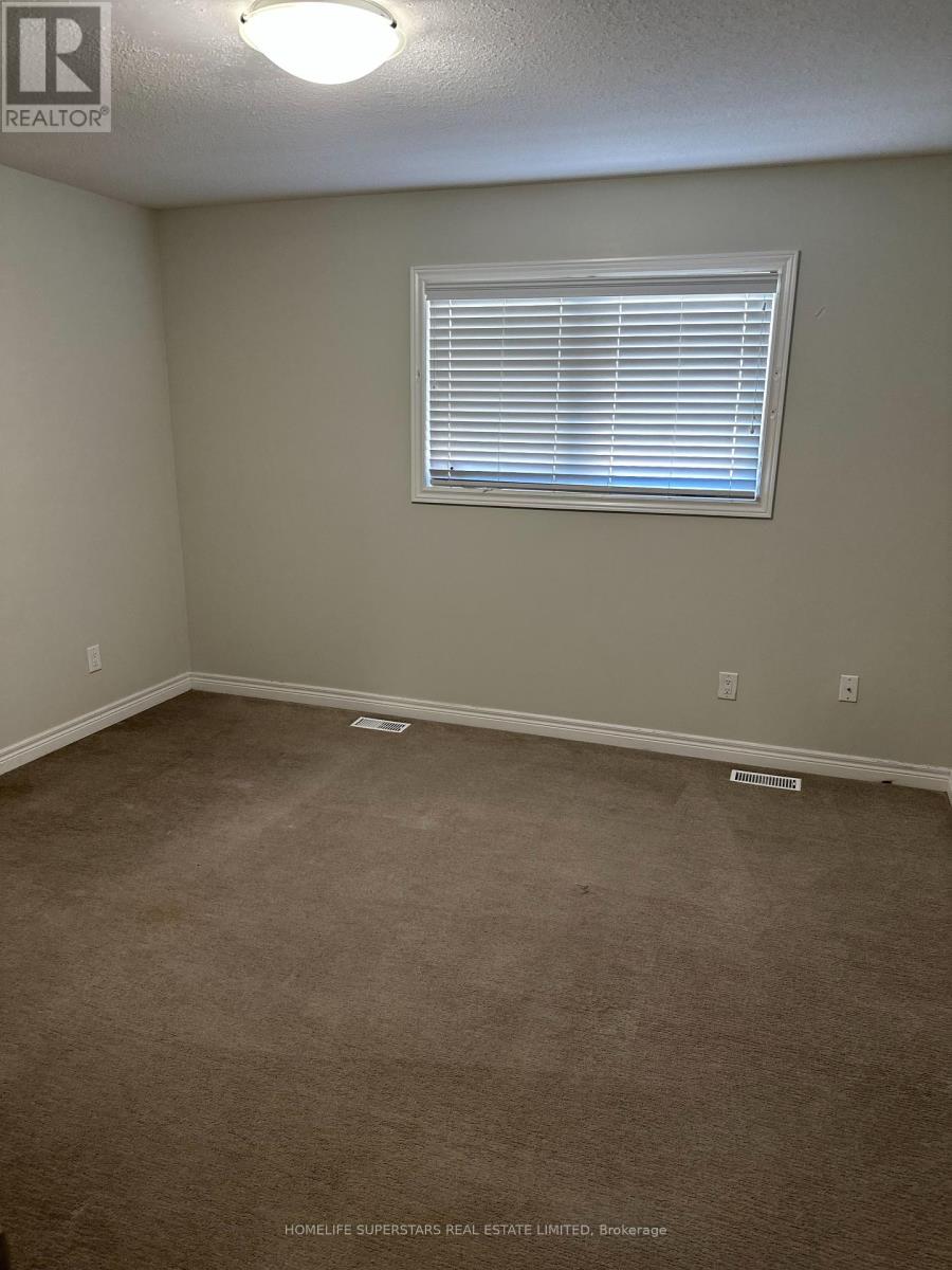 Photo 9 of 51 7768 Ascot Circle, Niagara Falls ON