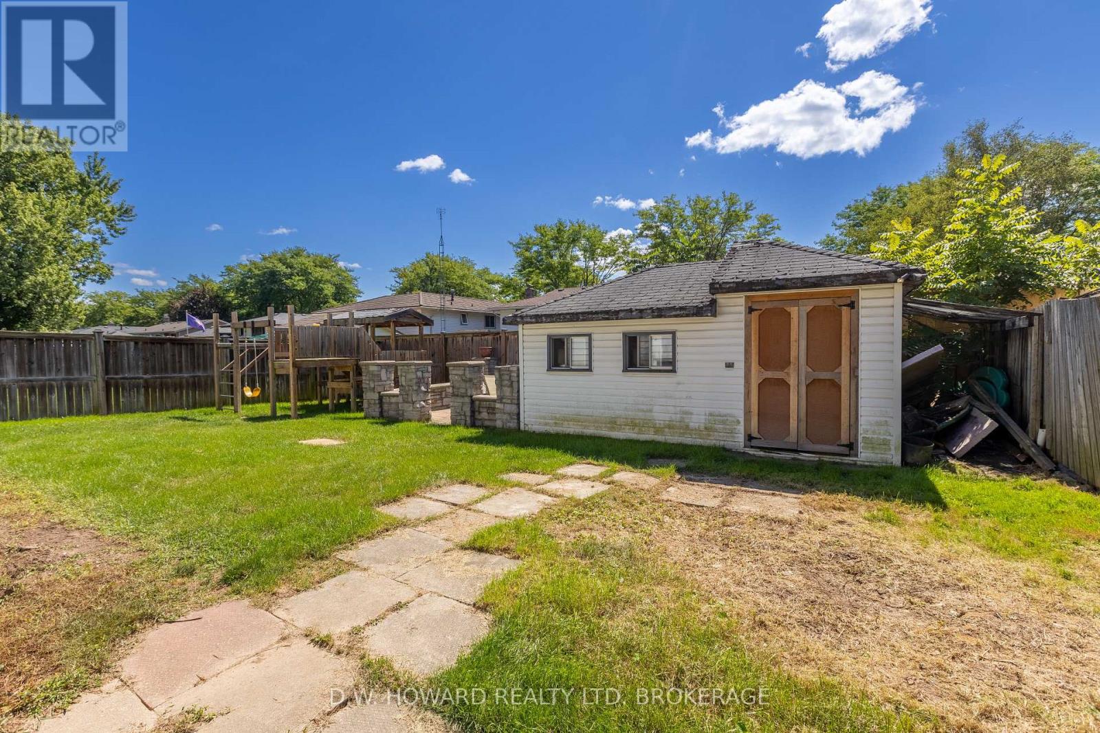 Photo 31 of 7116 Harriman Street, Niagara Falls ON
