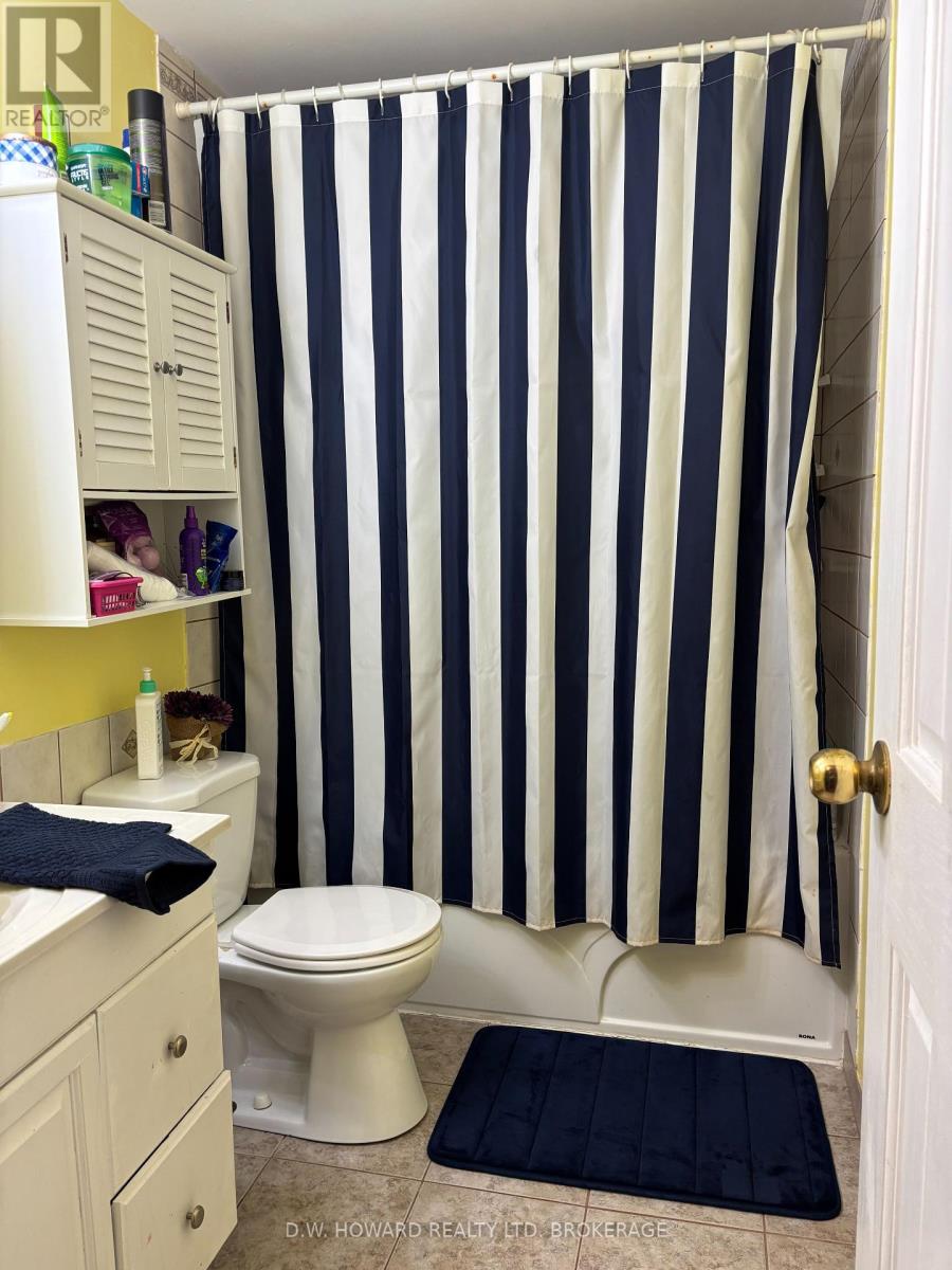 Photo 16 of 7116 Harriman Street, Niagara Falls ON