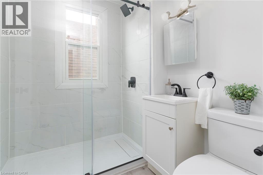 Photo 19 of 27 Harvey Street, Hamilton ON