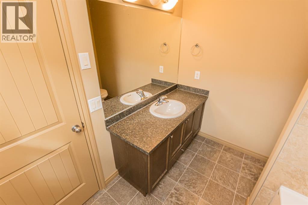 Photo 14 of 6302 87 A Street, Grande Prairie AB