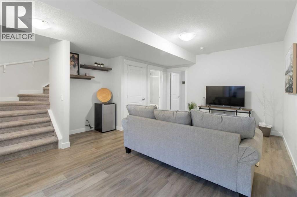 Photo 20 of 112 Fireside Crescent, Cochrane AB