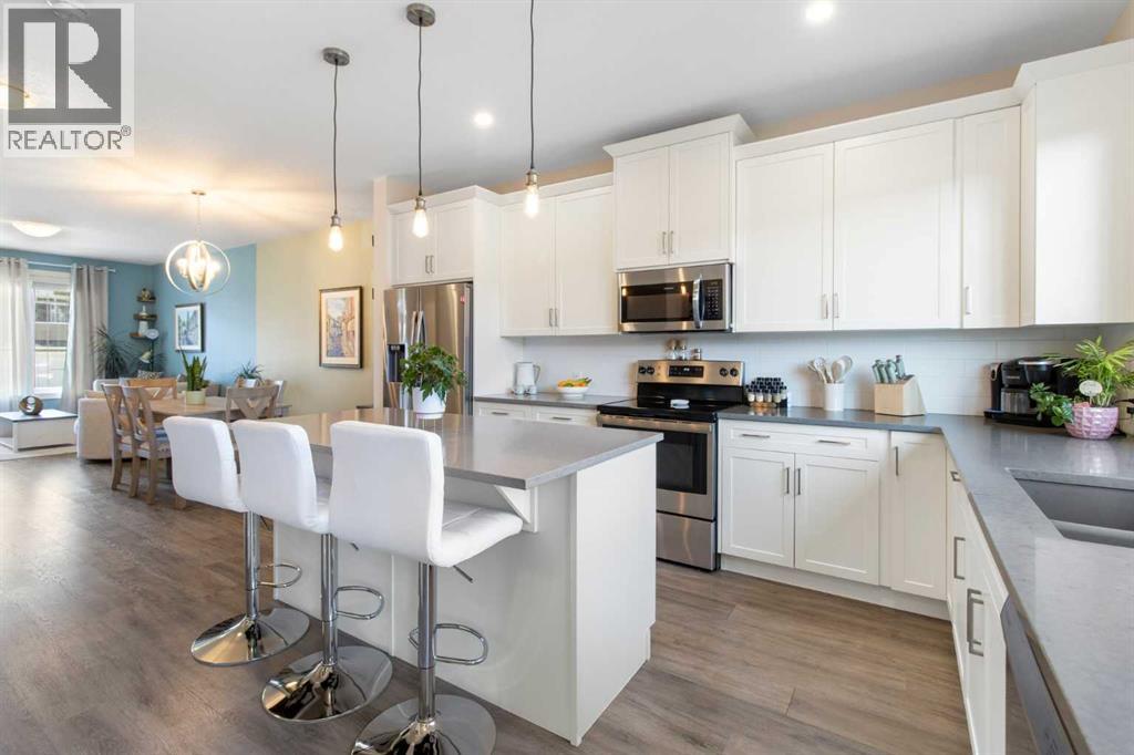 Photo 5 of 112 Fireside Crescent, Cochrane AB