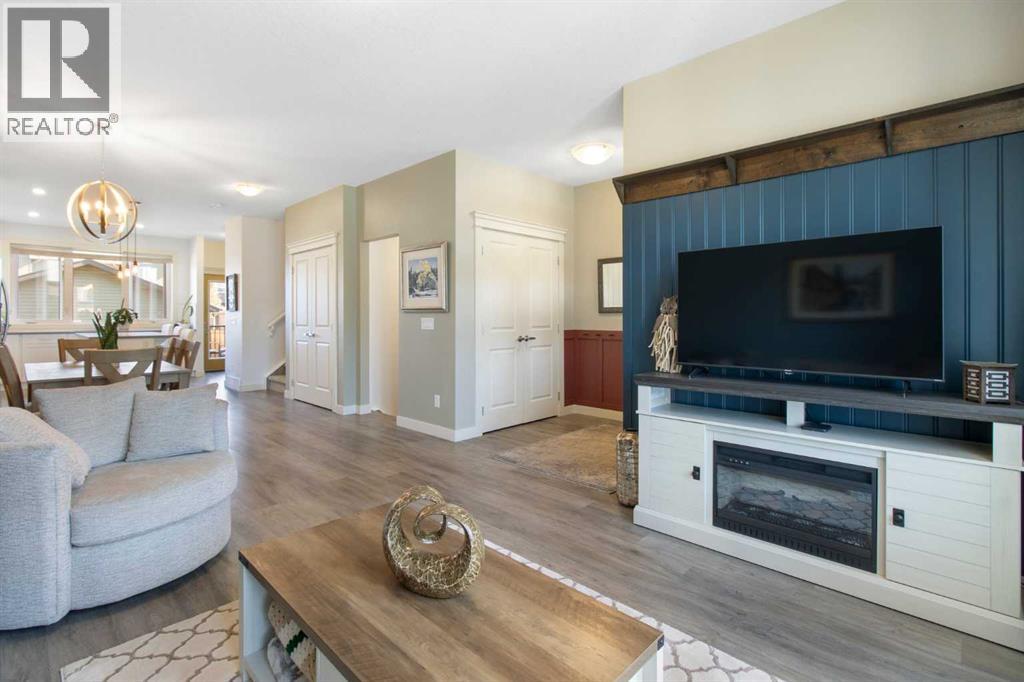 Photo 15 of 112 Fireside Crescent, Cochrane AB