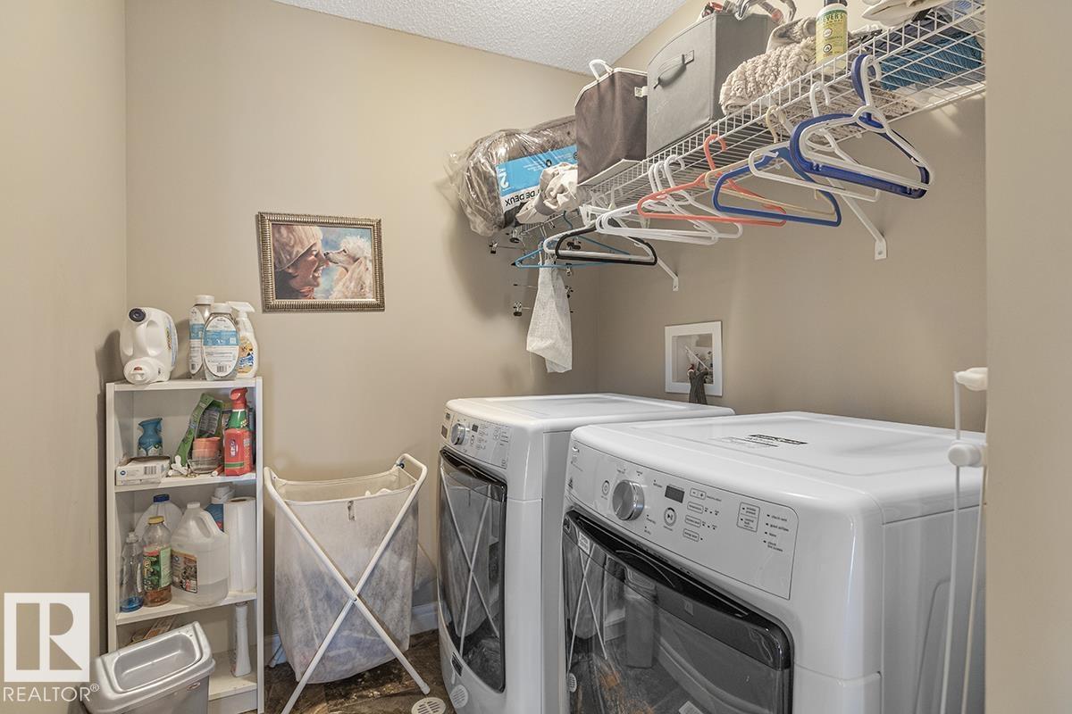 Photo 23 of 2807 16 Av Nw, Edmonton AB