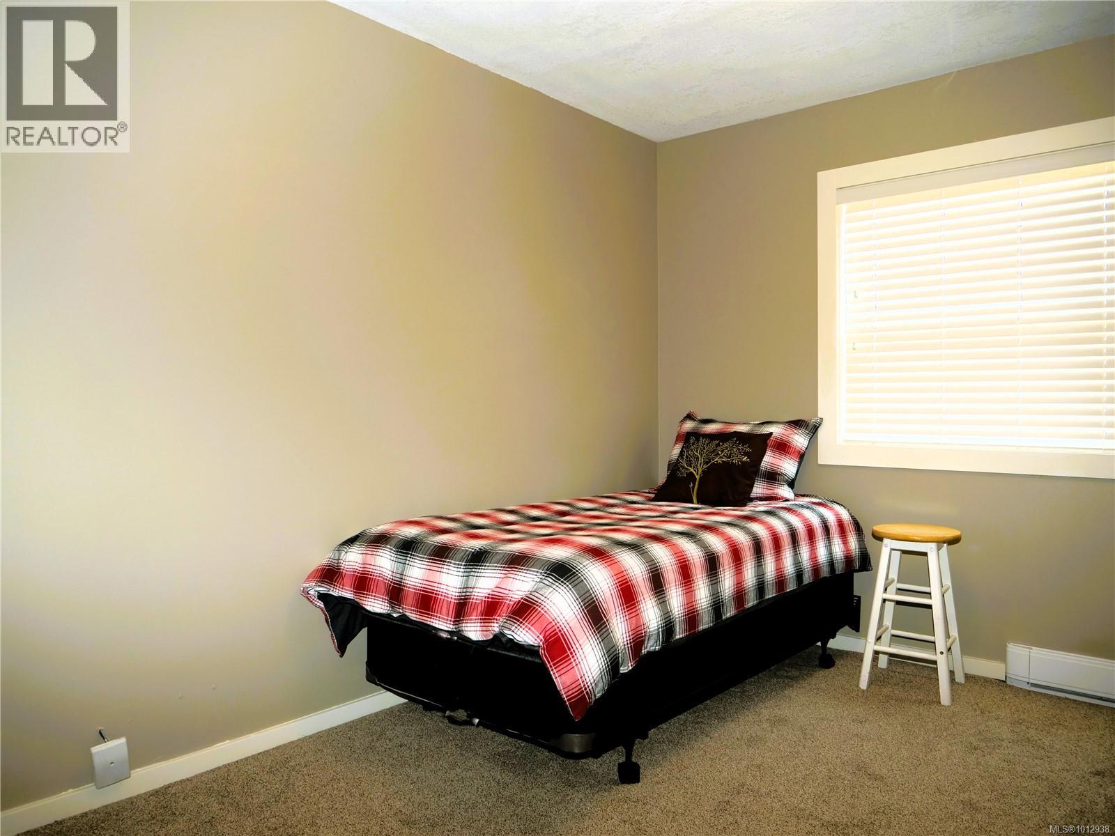 Photo 17 of 481 Lambert Ave, Nanaimo BC