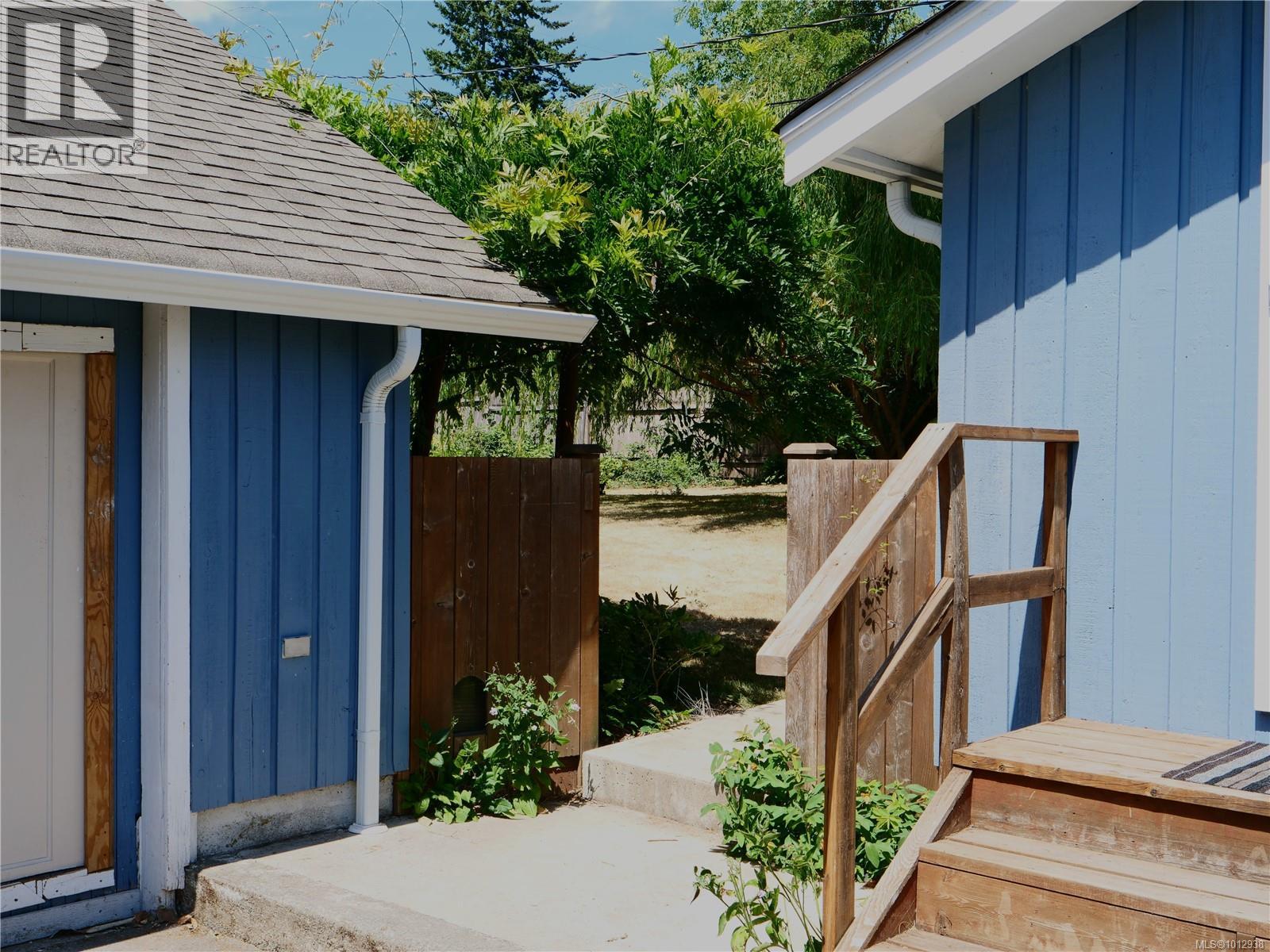 Photo 7 of 481 Lambert Ave, Nanaimo BC