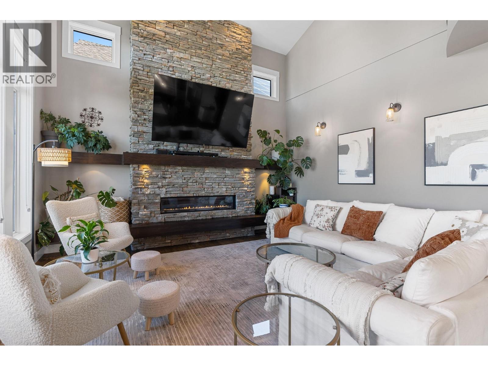  5444 South Perimeter Way, Kelowna