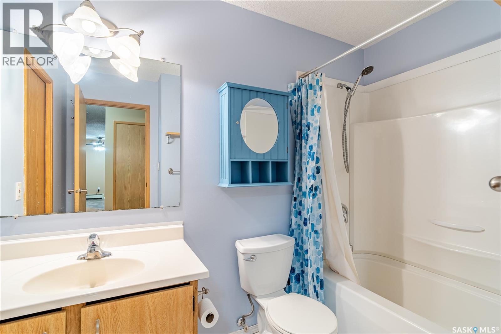 Photo 11 of 418 2410 Heseltine Road, Regina SK