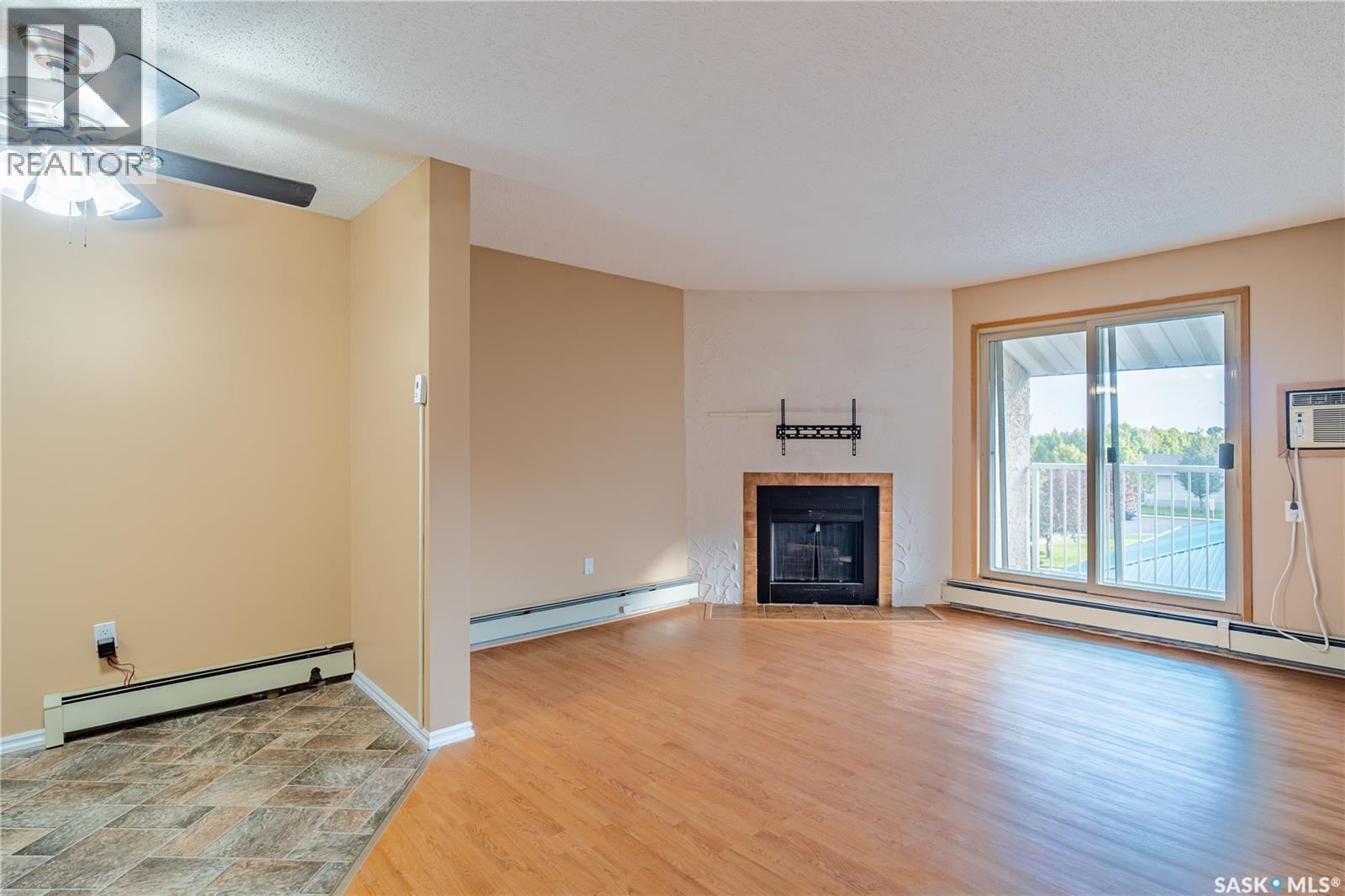 Photo 5 of 418 2410 Heseltine Road, Regina SK