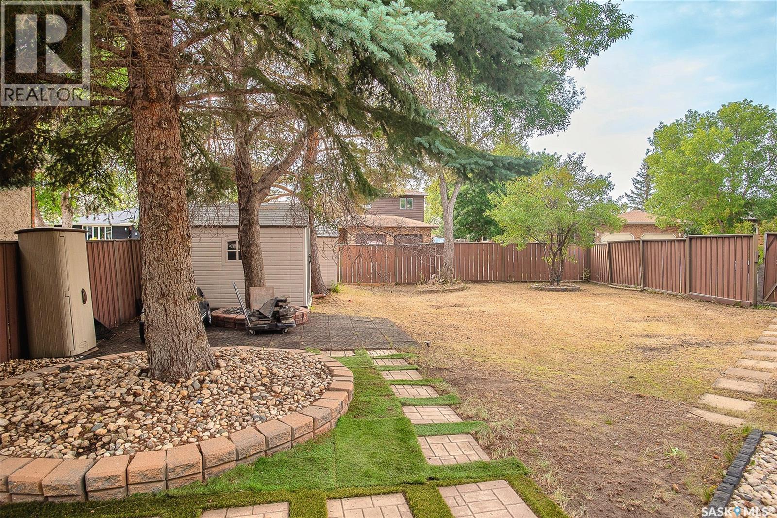 Photo 11 of 246 Williston Drive, Regina SK
