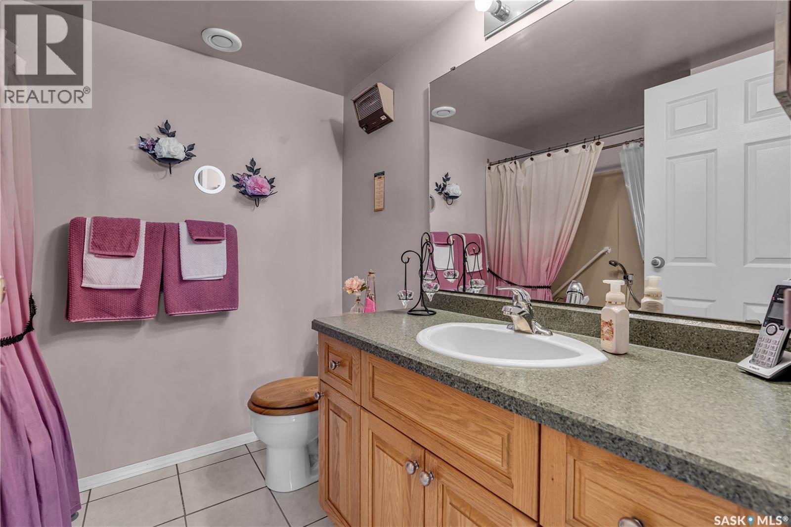Photo 20 of 613 20 Kleisinger Crescent, Regina SK