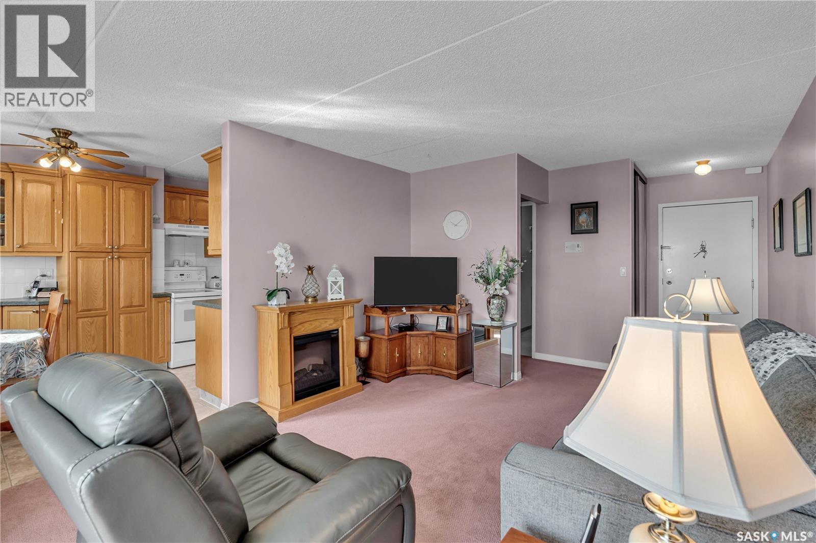 Photo 5 of 613 20 Kleisinger Crescent, Regina SK