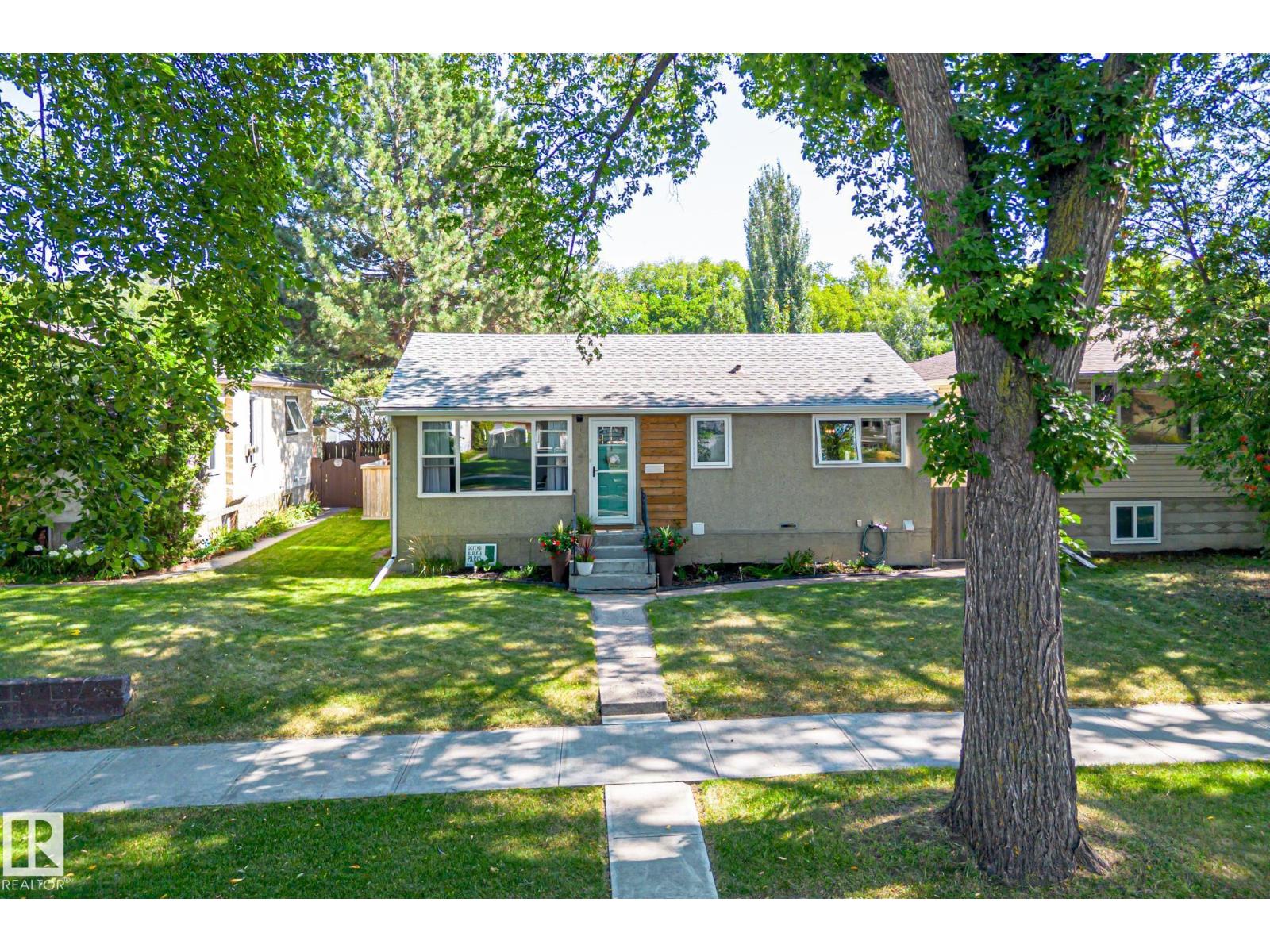 Photo 45 of 12127 61 St Nw, Edmonton AB