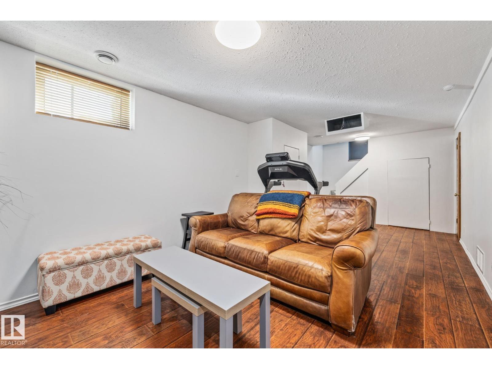Photo 28 of 12127 61 St Nw, Edmonton AB