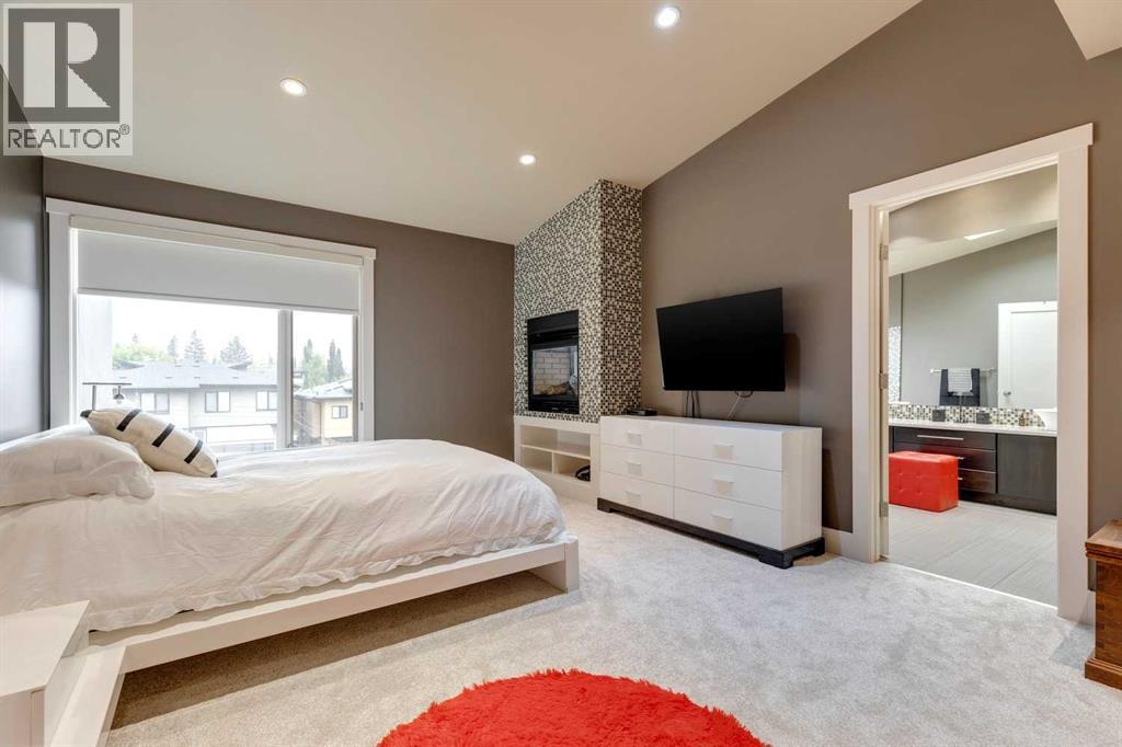 Photo 17 of 1940 27 Avenue Sw, Calgary AB