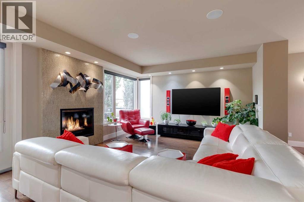 Photo 12 of 1940 27 Avenue Sw, Calgary AB
