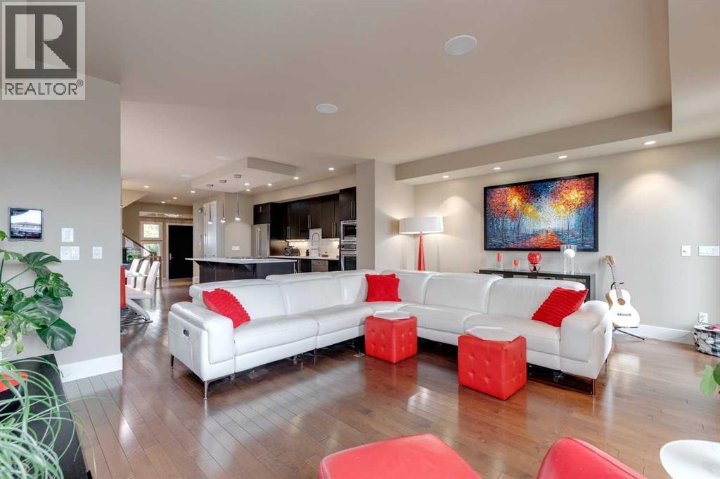 Photo 14 of 1940 27 Avenue Sw, Calgary AB