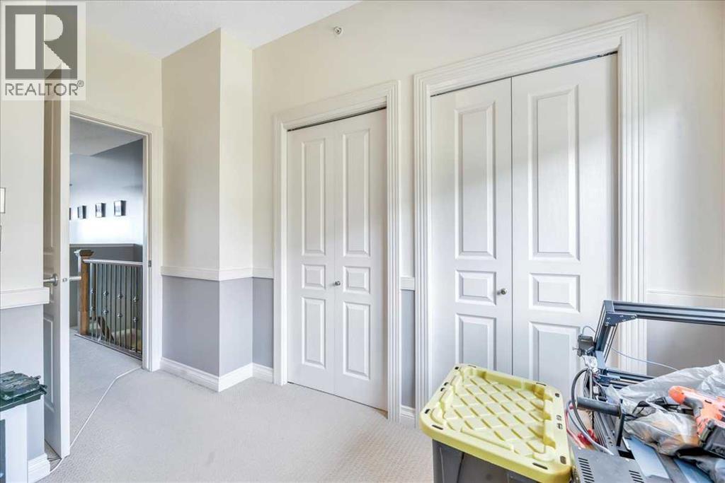 Photo 10 of 8 108 Rockyledge View Nw, Calgary AB