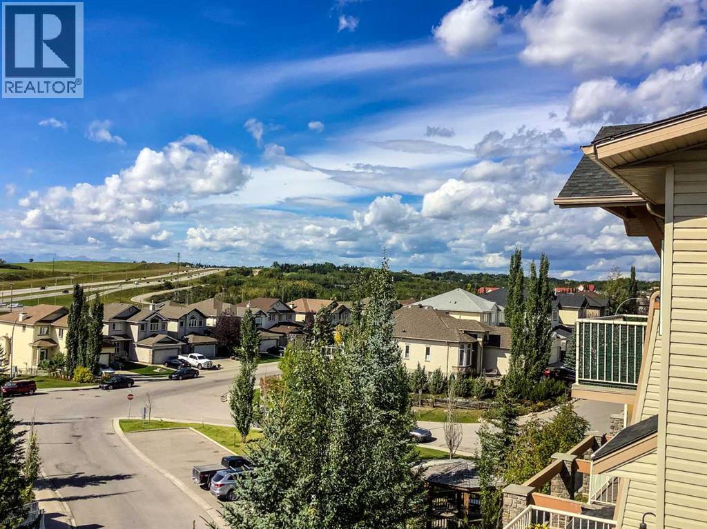 Photo 31 of 8 108 Rockyledge View Nw, Calgary AB