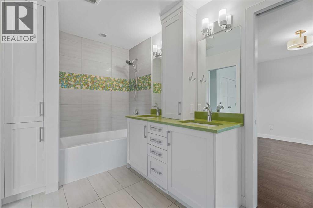 Photo 31 of 5444 Varsity Drive Nw, Calgary AB