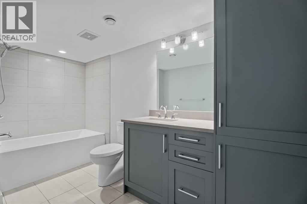 Photo 37 of 5444 Varsity Drive Nw, Calgary AB