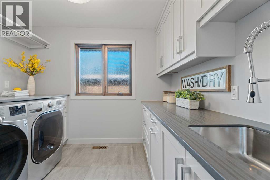 Photo 21 of 5444 Varsity Drive Nw, Calgary AB