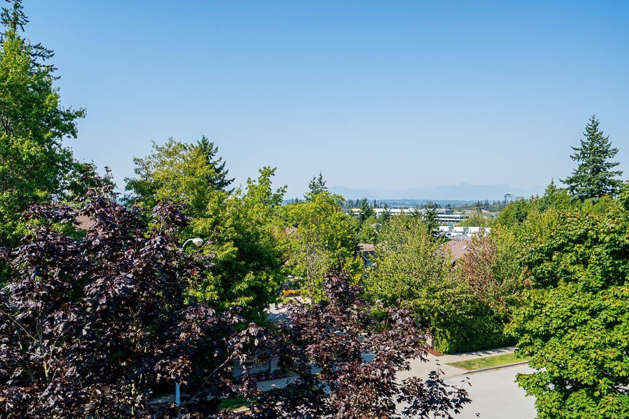 Photo 24 of 401 15130 29 A Avenue, Surrey BC