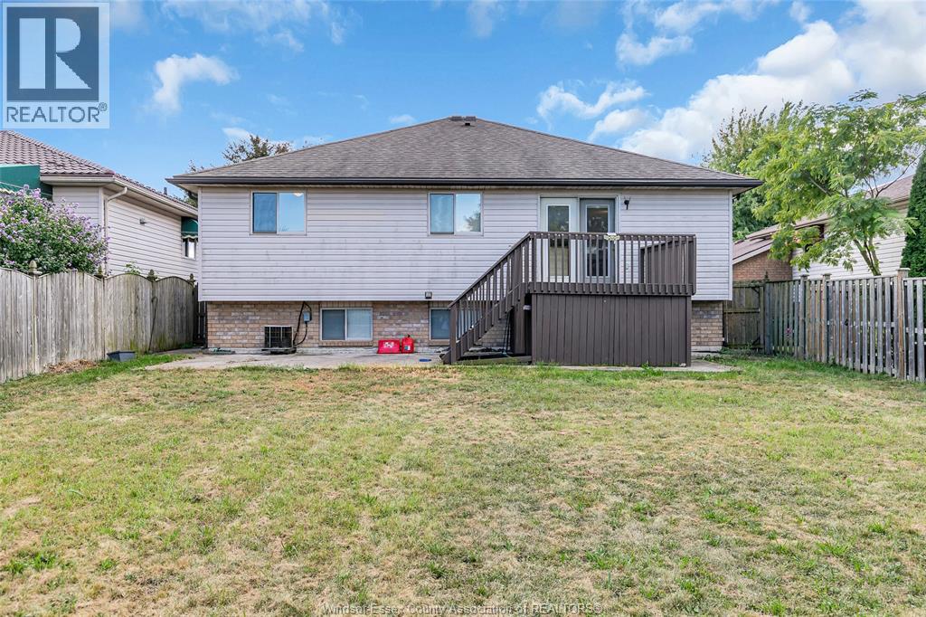 Photo 27 of 854 Silverdale Drive, Windsor ON