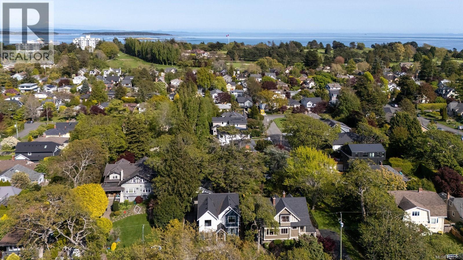  773 Island Road, Oak Bay