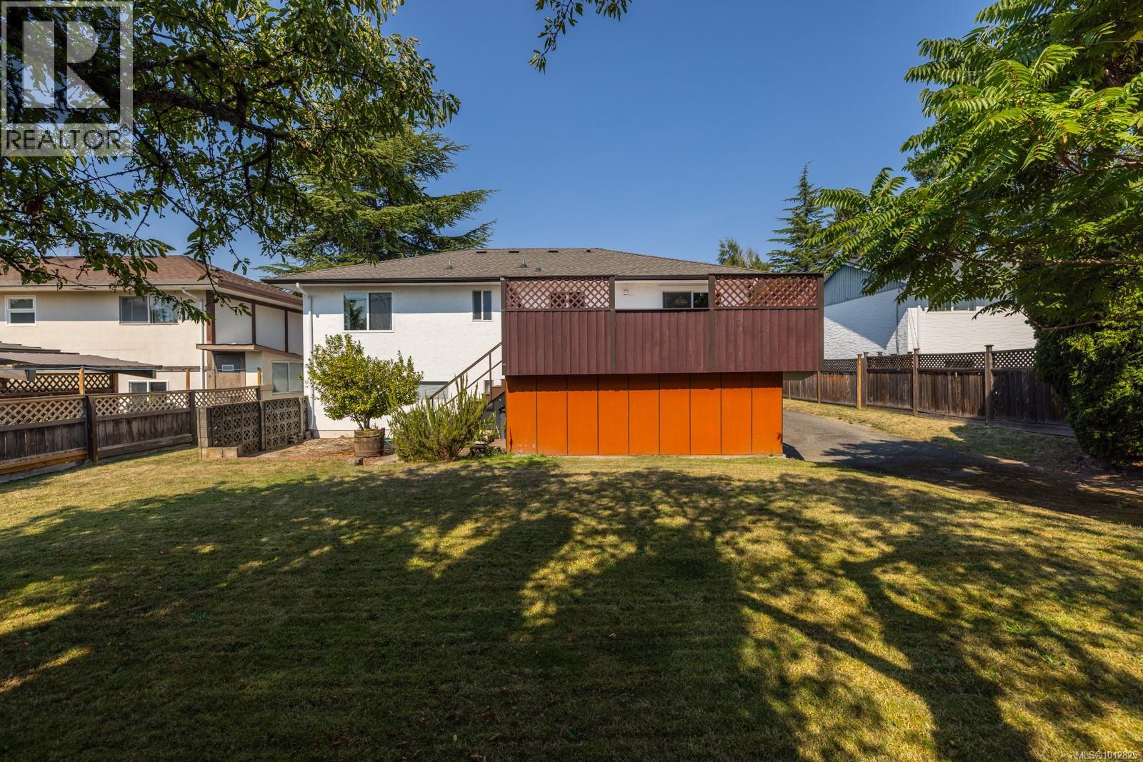 Photo 16 of 1665 Blair Ave, Saanich BC