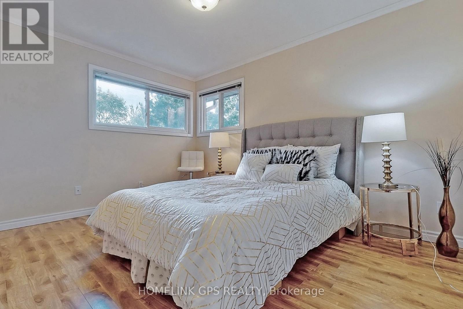 Photo 30 of 267 Elgin Mills Road W, Richmond Hill ON