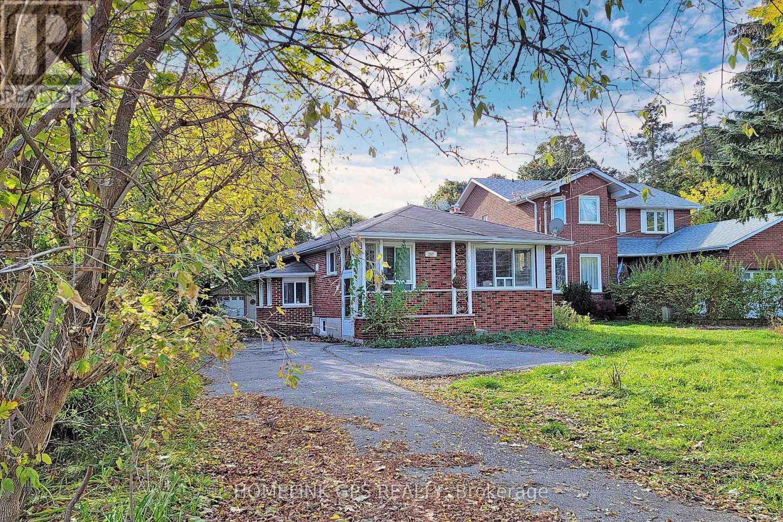 Photo 4 of 267 Elgin Mills Road W, Richmond Hill ON