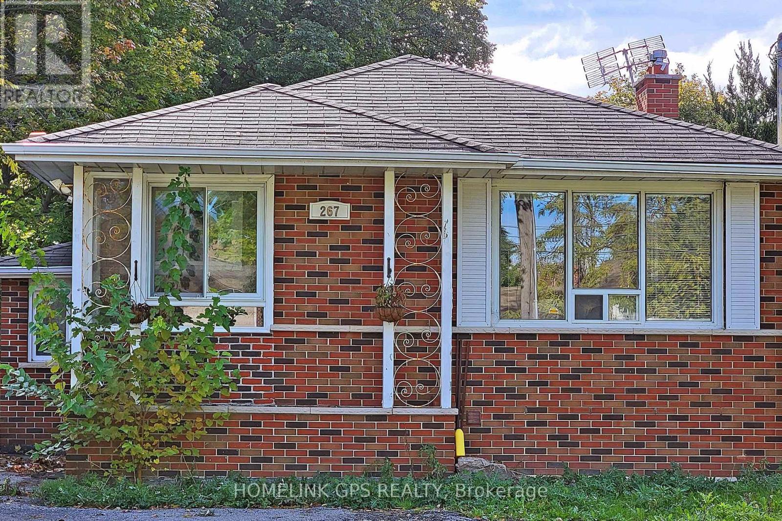 Photo 1 of 267 Elgin Mills Road W, Richmond Hill ON