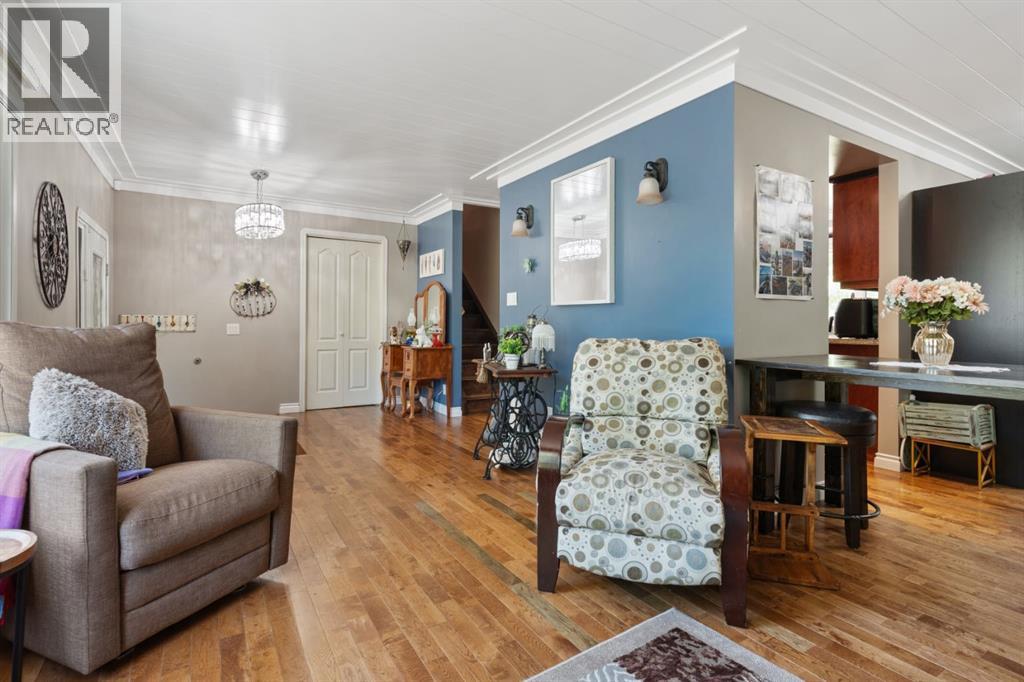 Photo 9 of 4313 66 Street, Camrose AB