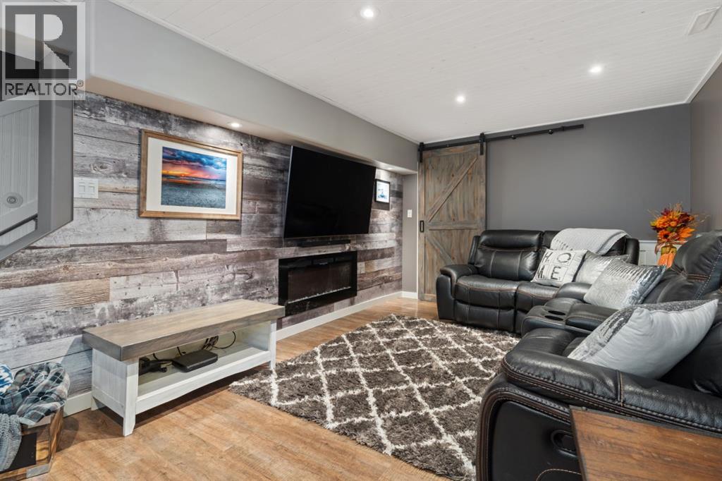 Photo 34 of 4313 66 Street, Camrose AB