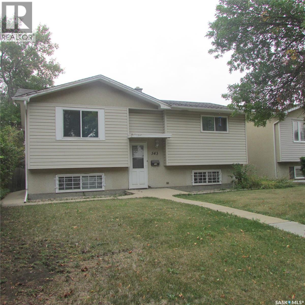 Photo 3 of 343 Bruce Street, Regina SK