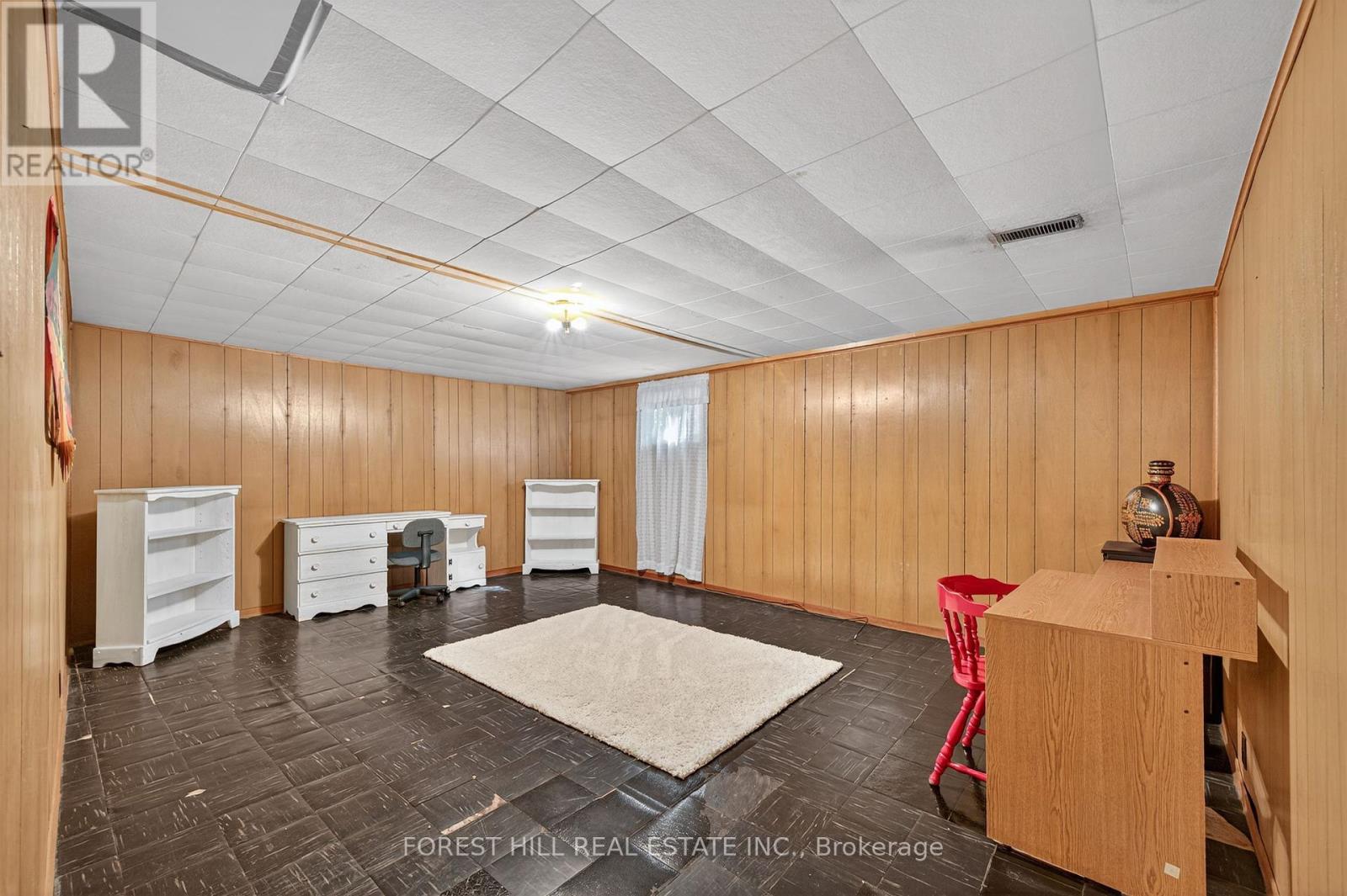Photo 28 of 35 Regatta Crescent, Toronto ON