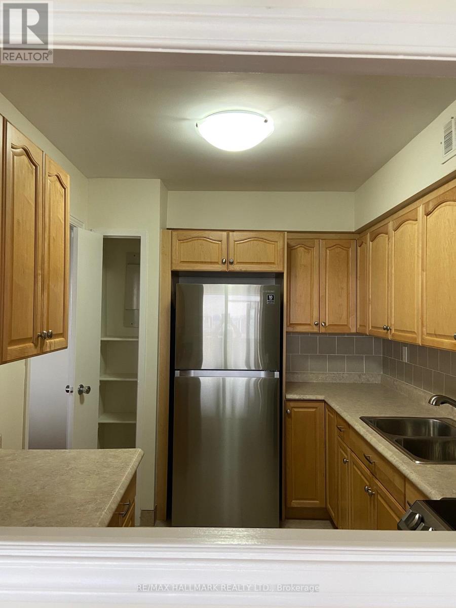 Photo 8 of 1204 1360 York Mills Road, Toronto ON