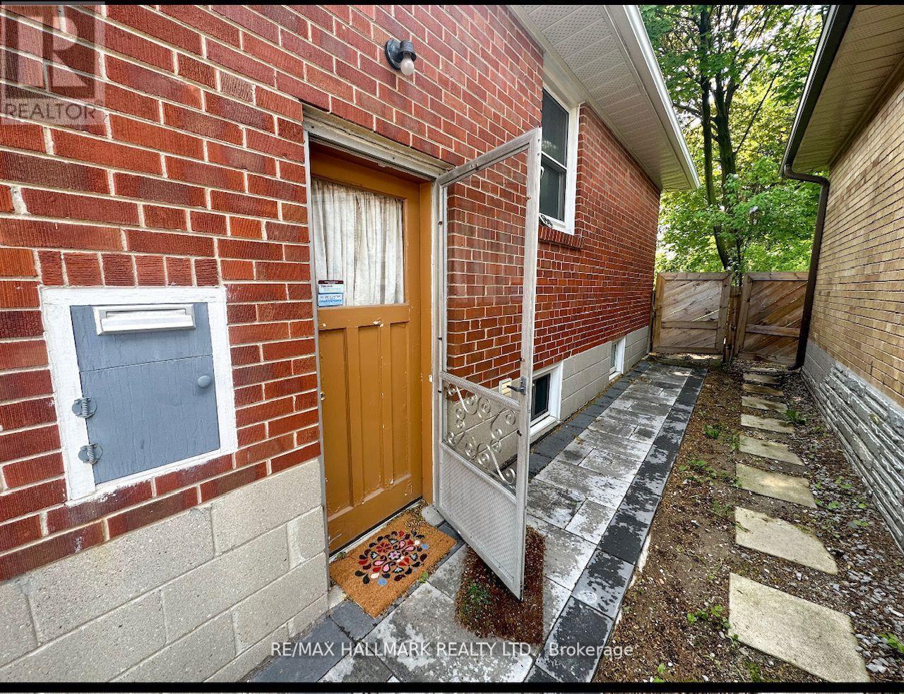 Photo 16 of Bsmnt 198 Maxome Avenue, Toronto ON