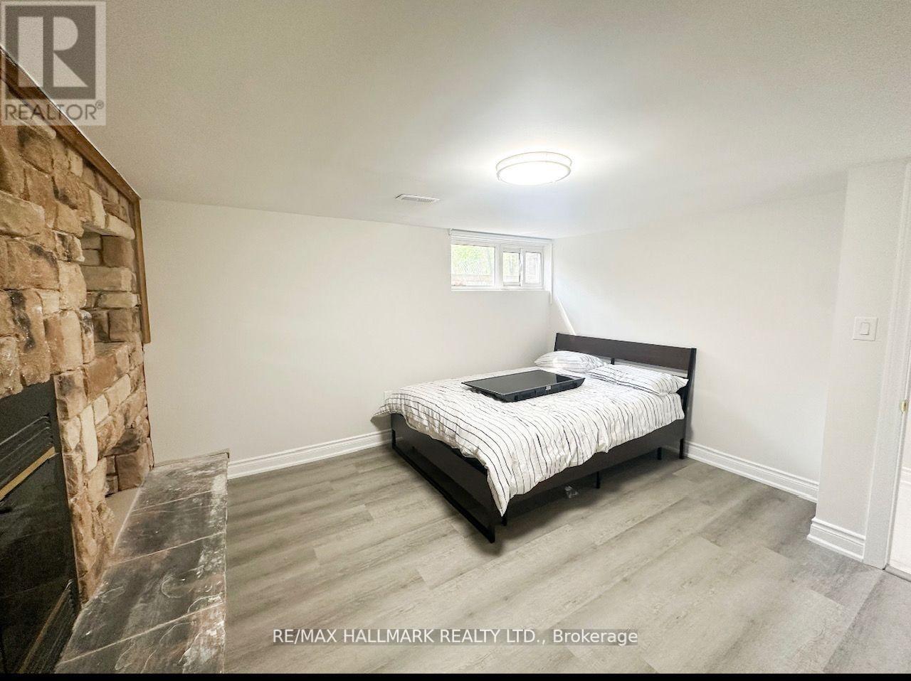 Photo 5 of Bsmnt 198 Maxome Avenue, Toronto ON