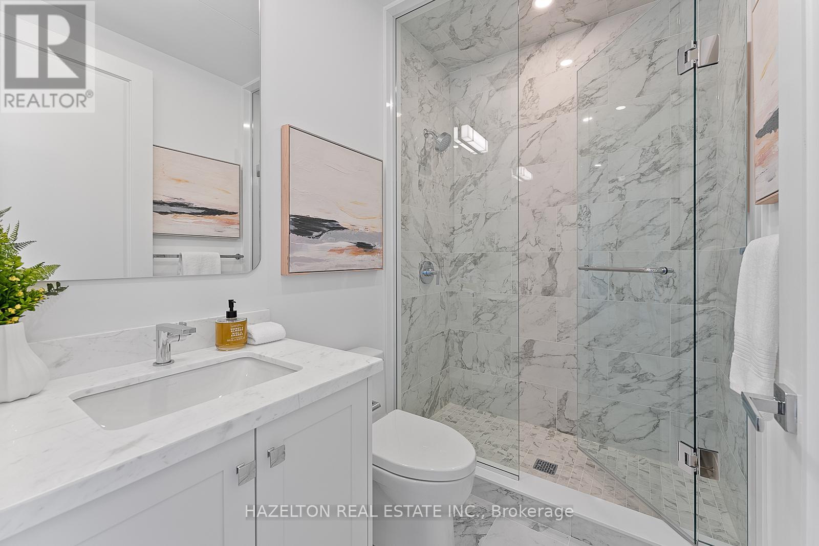 Photo 30 of 802 128 Hazelton Avenue, Toronto ON