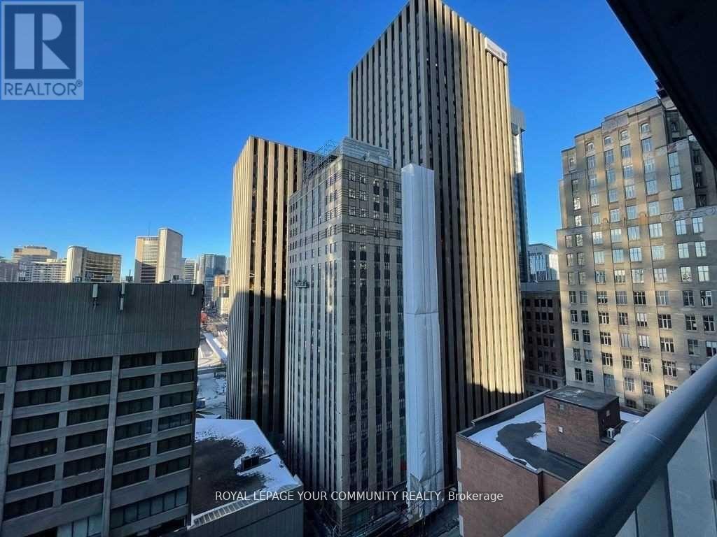 Photo 10 of 1516 70 Temperance Street, Toronto ON
